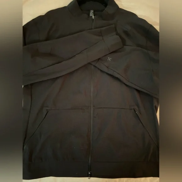 π Host Pick π Lululemon Light Jacket - Picture 5 of 6